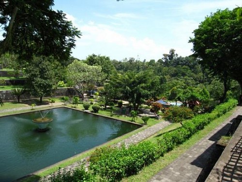 paket wisata mataram pura narmada