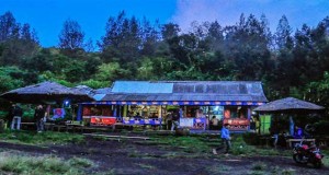 Warung Bu Im, tempat singgah favorit para pendaki wisata Kawah Ijen, Banyuwangi