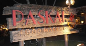 Paskal Food Market, tempat wisata kuliner di Bandung yang menyediakan 1001 menu khas kota Kembang (foto : threeb3ars.blogspot.com)